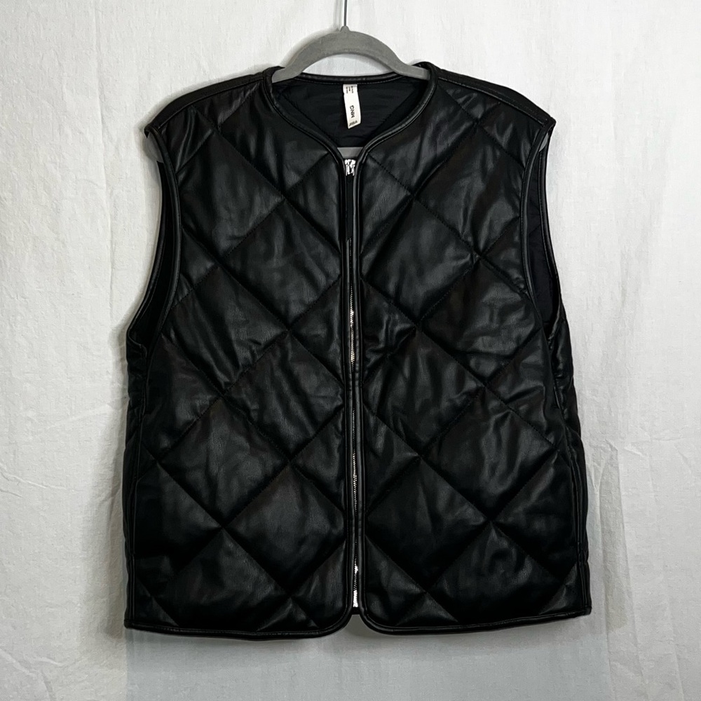 Black Mango Quilted leather vest with pockets and side slits - Picture 4 of 14